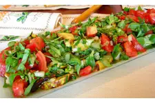 Yeşil Salata Tarifi ve Malzemeleri Yeşil Salata Tarifi ve Malzemeleri